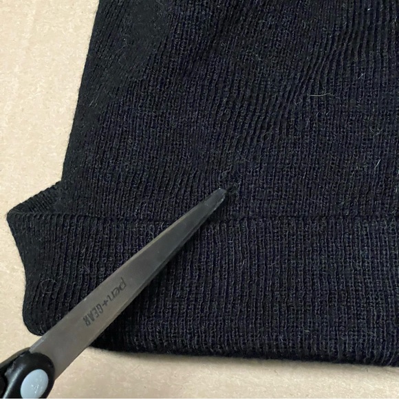 Carhartt Knit Cuffed Classic Beanie Hat Cap Black Winter Snow Outdoors Ski - Picture 4 of 5